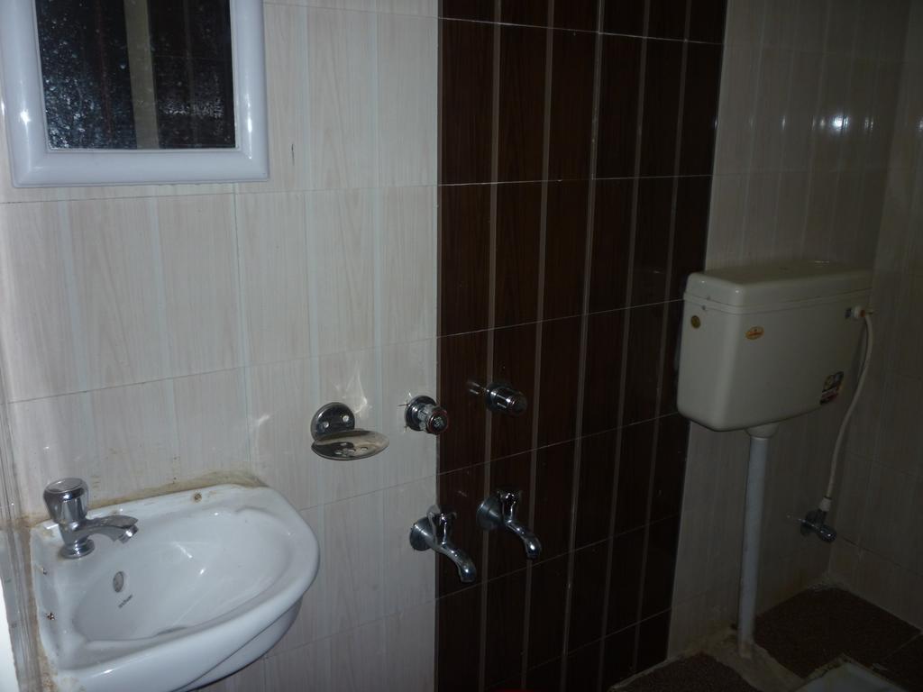 Hotel Nirmal Inn Bhubaneswar Camera foto