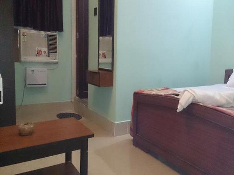 Hotel Nirmal Inn Bhubaneswar Esterno foto